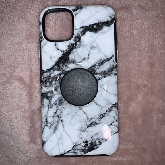 A iPhone 11 Pro Max or Xs Max case (fits both) - Picture 1 of 1